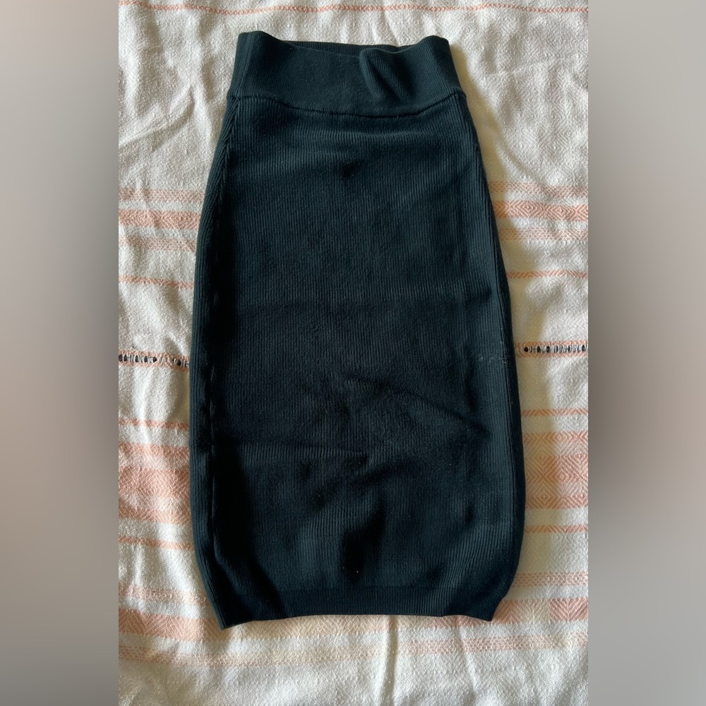 Green pencil skirt